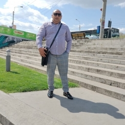 Roberto doresc relatie serioasa stabila si intemeiere familie urgent.